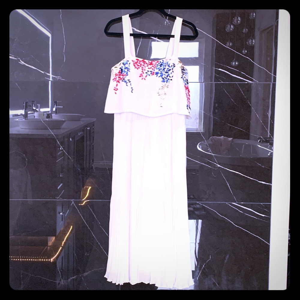Elle Sasson Maxi